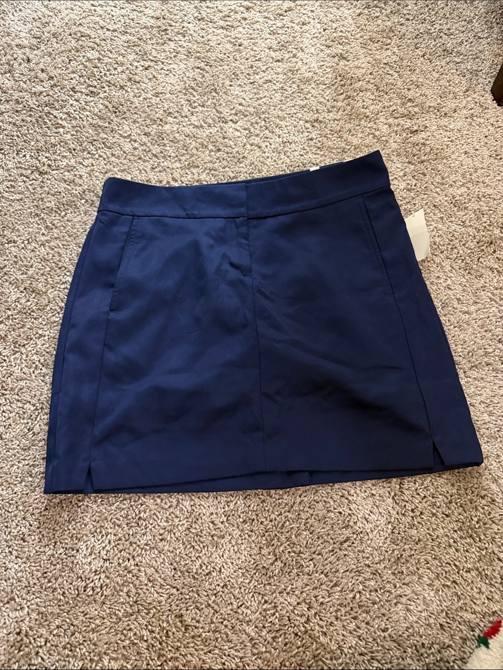 Izod navy golf skort
